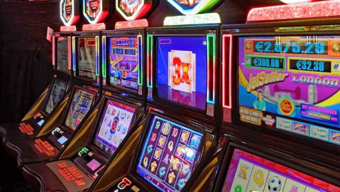 Slots - Klassische und moderne Spielautomaten mit vielen unterschiedlichen Themen