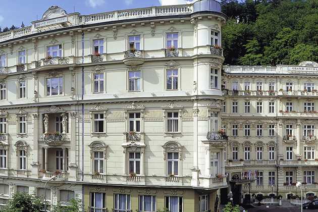 Die geheimnisvolle Villa in Lake Como