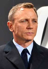 Wie alt war daniel craig in casino royale